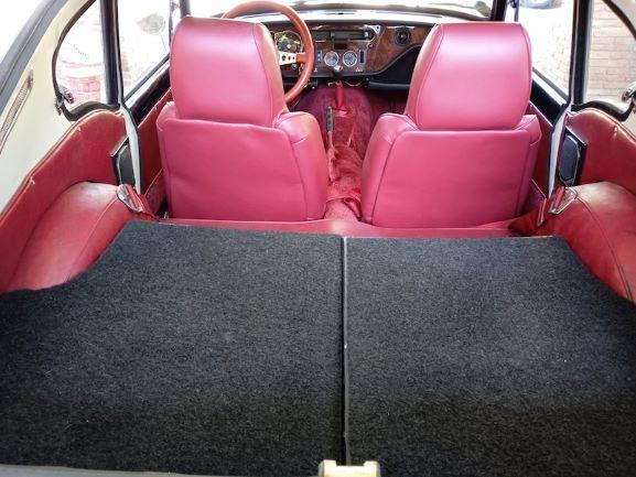 GT6 TRIUMPH MKI BLEUE BRETAGNE ROADSTER