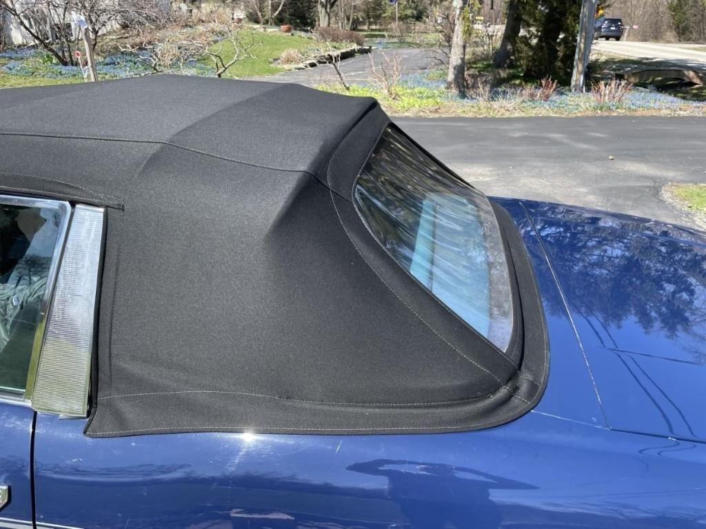 TRIUMPH STAG BRETAGNE ROADSTER VOITURE DE COLLECTION