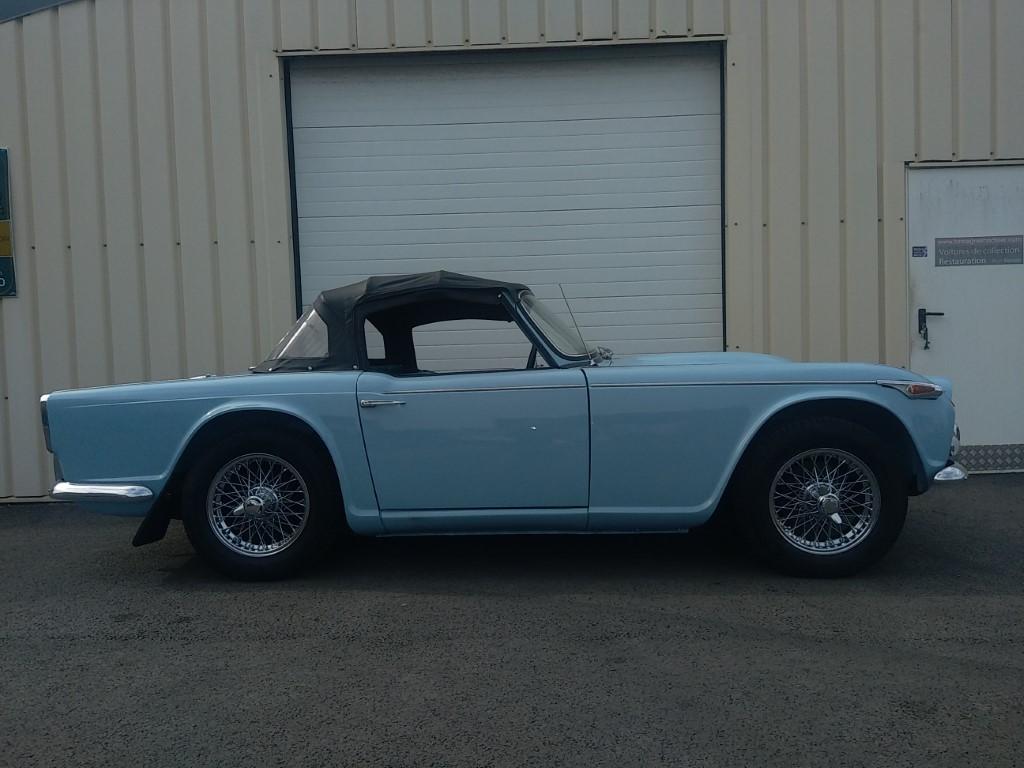 TRIUMPH TR4A IRS BRETAGNE ROADSTER