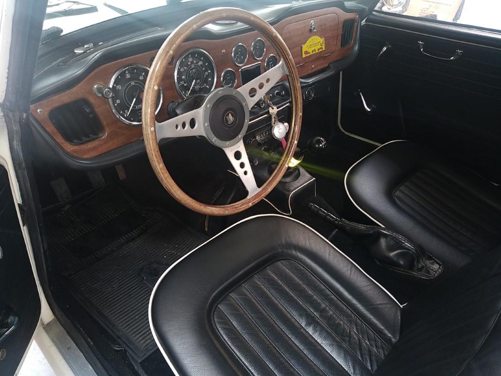 TRIUMPH TR4A IRS BRETAGNE ROADSTER