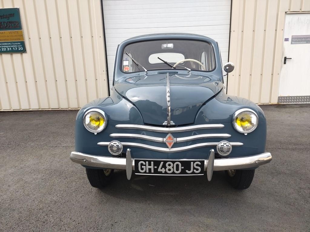 Renault 4 chevaux 1955 , bretagne roadster