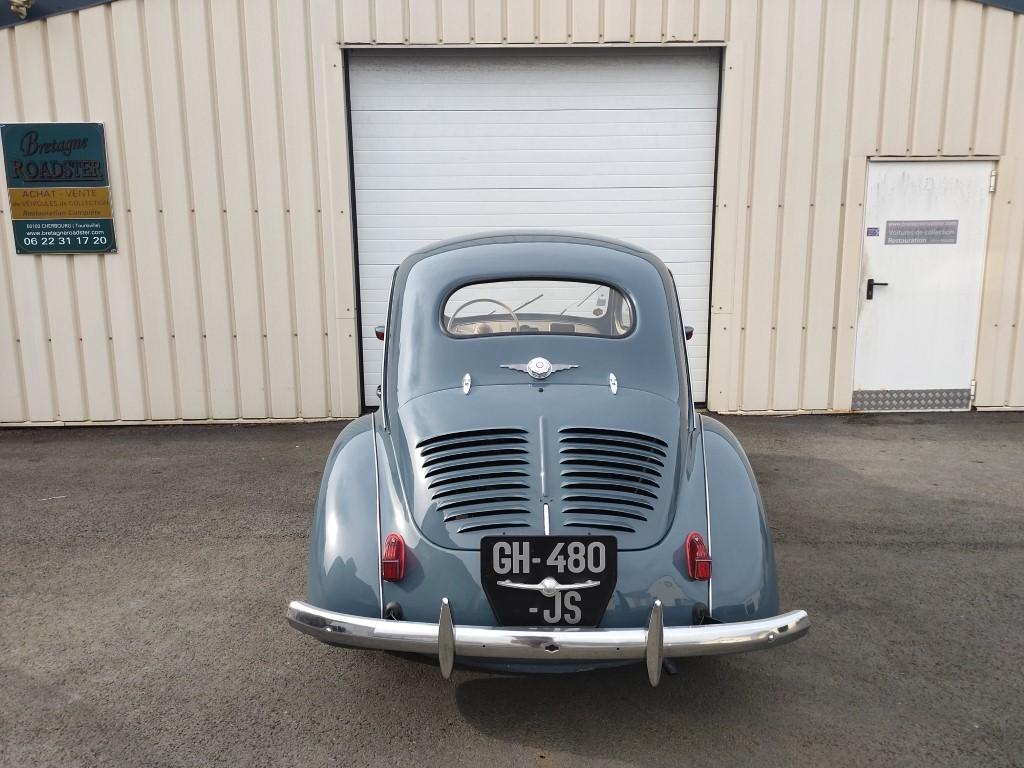 Renault 4 chevaux 1955 , bretagne roadster