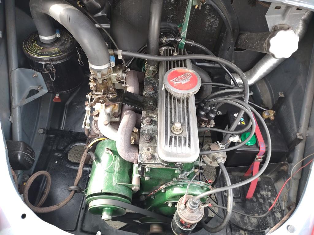 Renault 4 chevaux 1955 , bretagne roadster