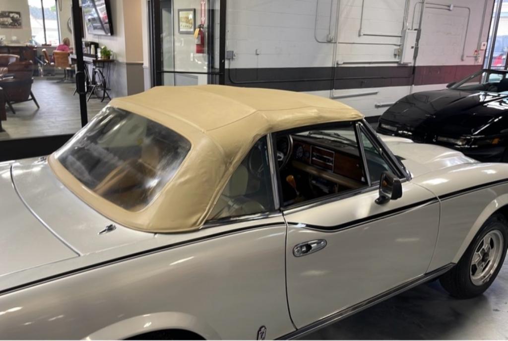 fiat spider 124 bretagne roadster