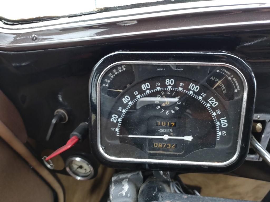 CITROEN TRACTION 11 BL MALLE PLATE BRETAGNE ROADSTER