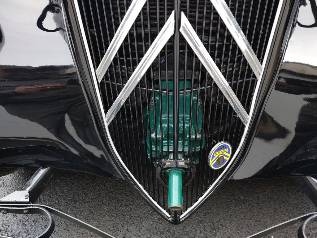 CITROEN TRACTION 11 BL MALLE PLATE BRETAGNE ROADSTER