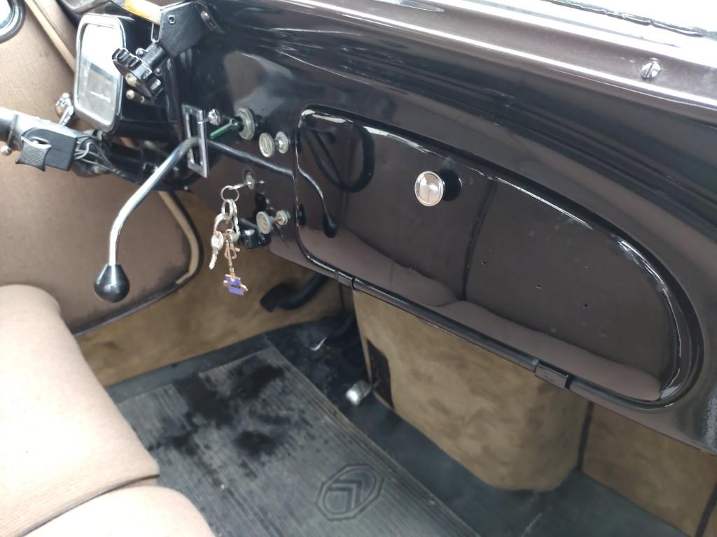 CITROEN TRACTION 11 BL MALLE PLATE BRETAGNE ROADSTER