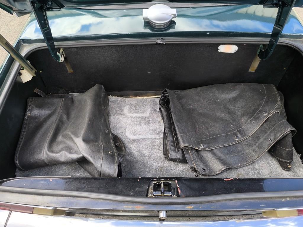 TRIUMPH TR6 OVERDRIVE BRETAGNE ROADSTER