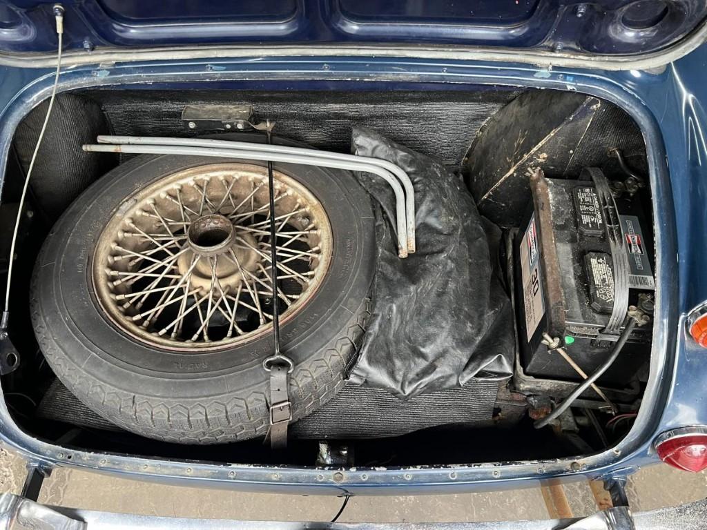 AUSTIN HEALEY 3000 MK3 PHASE 2 BRETAGNE ROADSTER