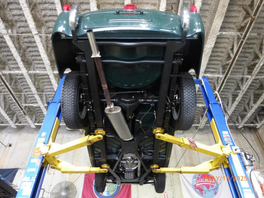 TRIUMPH TR2 BRETAGNE ROADSTER