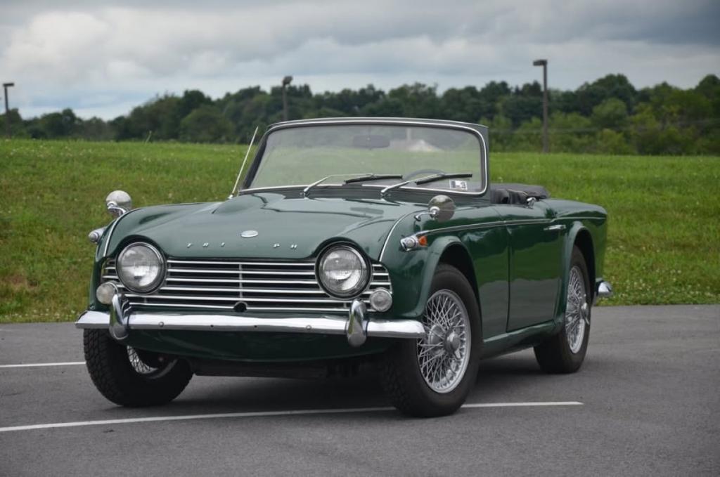 TRIUMPH TR4A IRS OVERDRIVE BRETAGNE ROADSTER