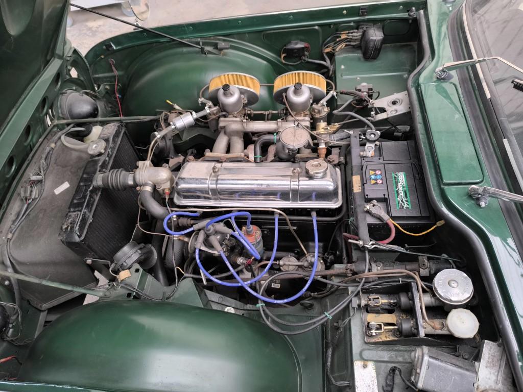 TR4 A IRS  OVERDRIVE BRETAGNE ROADSTER