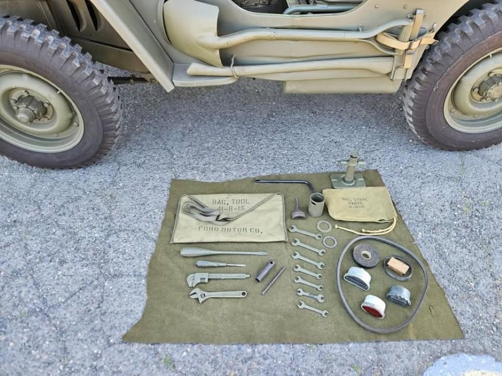 JEEP GPW FORD BRETAGNE ROADSTER