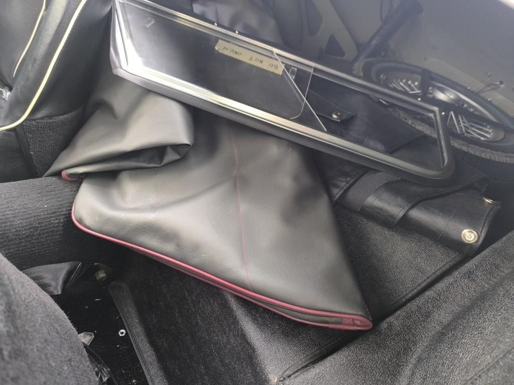 AUSTIN HEALEY FROG EYE BRETAGNE ROADSTER