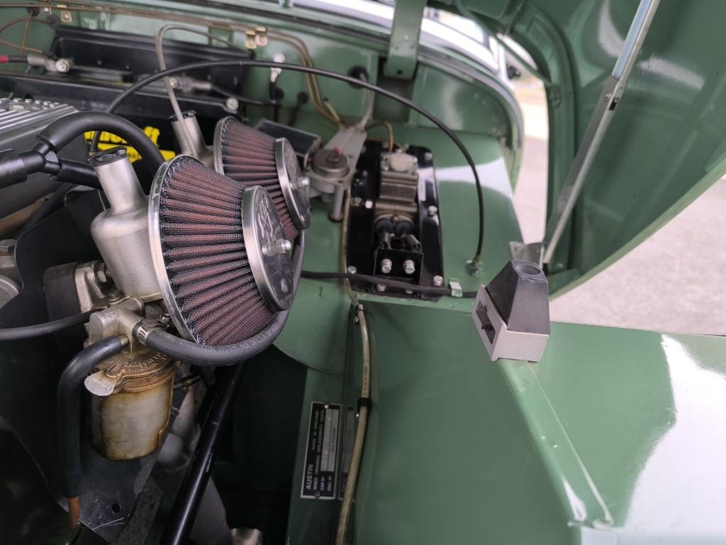 AUSTIN HEALEY FROG EYE BRETAGNE ROADSTER