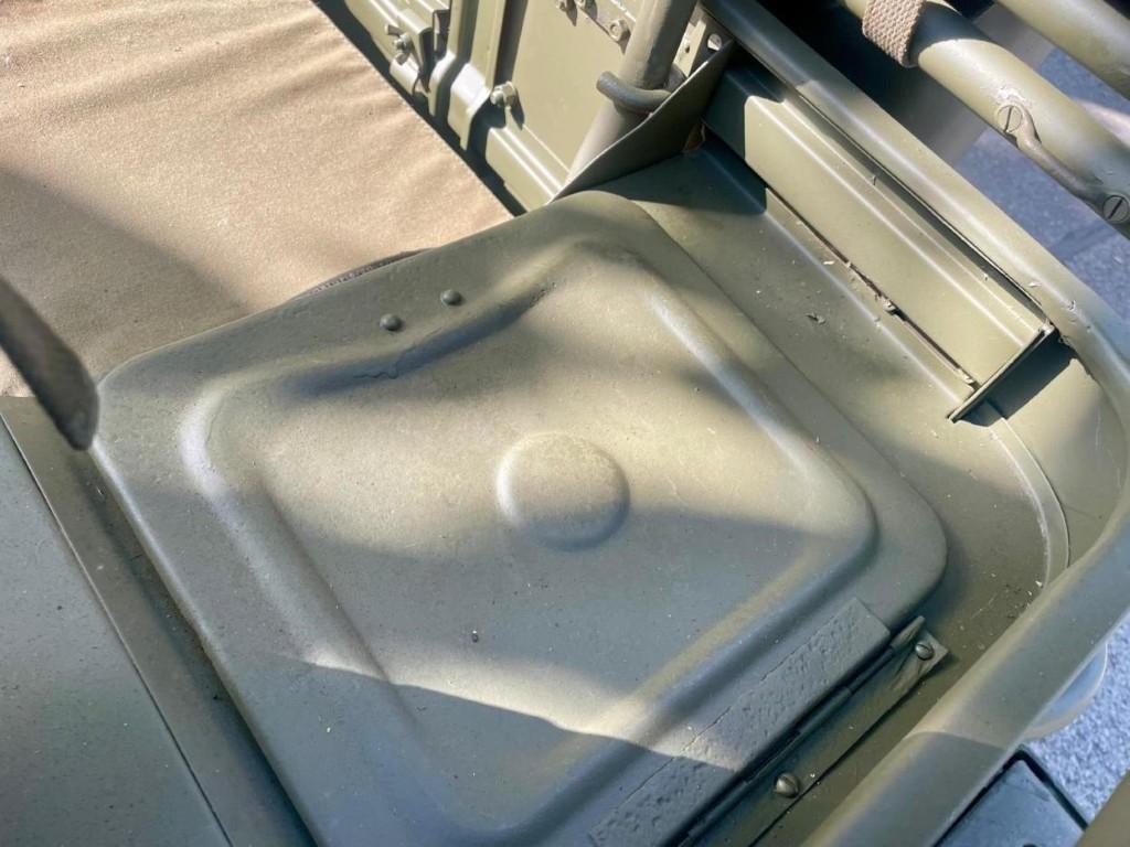 JEEP GPW FORD 1943 BRETAGNE ROADSTER