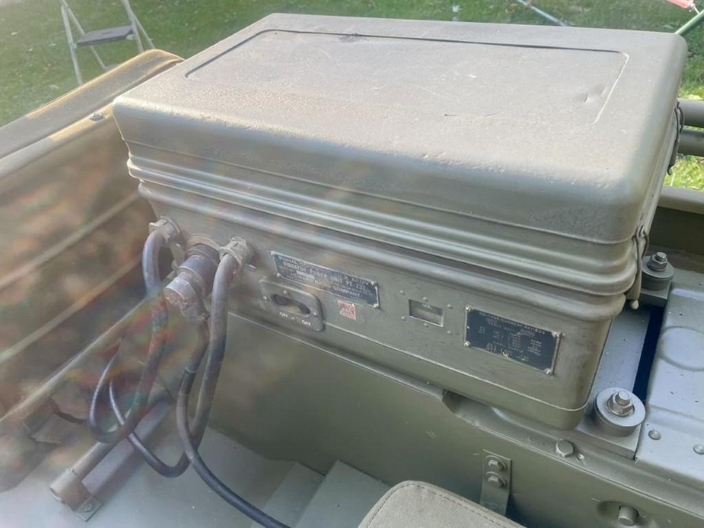 JEEP GPW FORD 1943 BRETAGNE ROADSTER