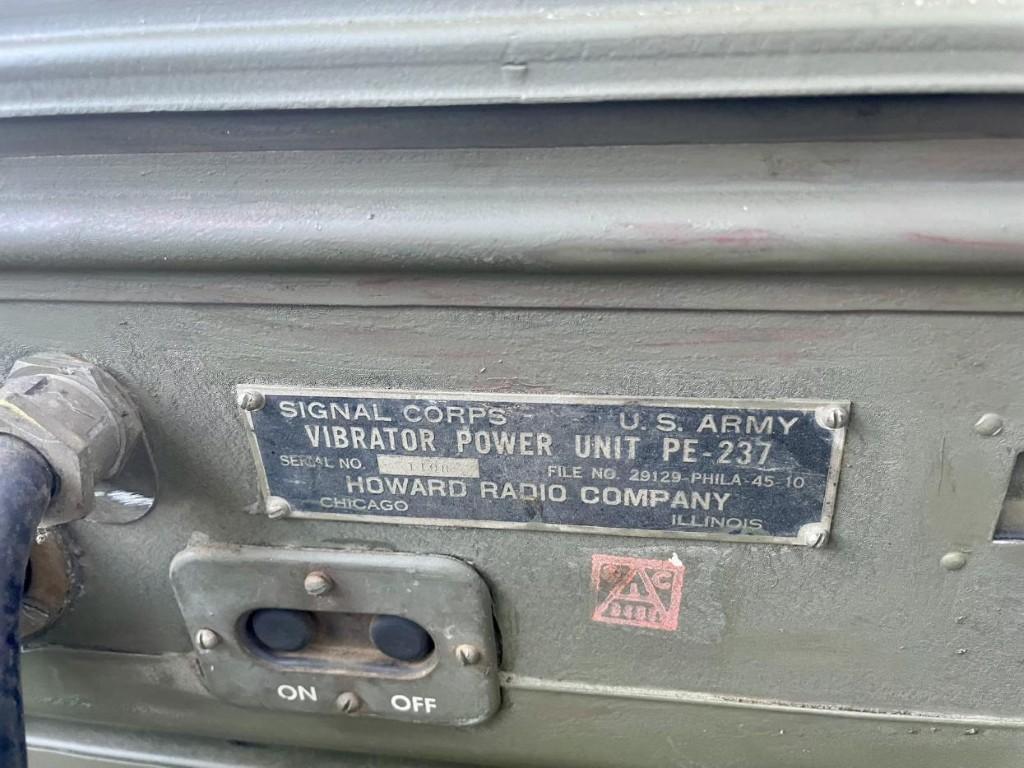 JEEP GPW FORD 1943 BRETAGNE ROADSTER