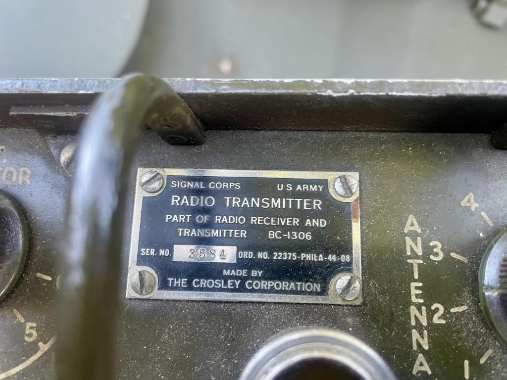 JEEP GPW FORD 1943 BRETAGNE ROADSTER