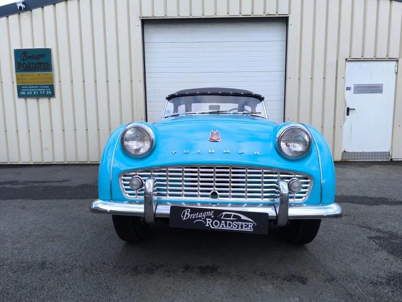 TR3 A BRETAGNE ROADSTER ICE BLUE