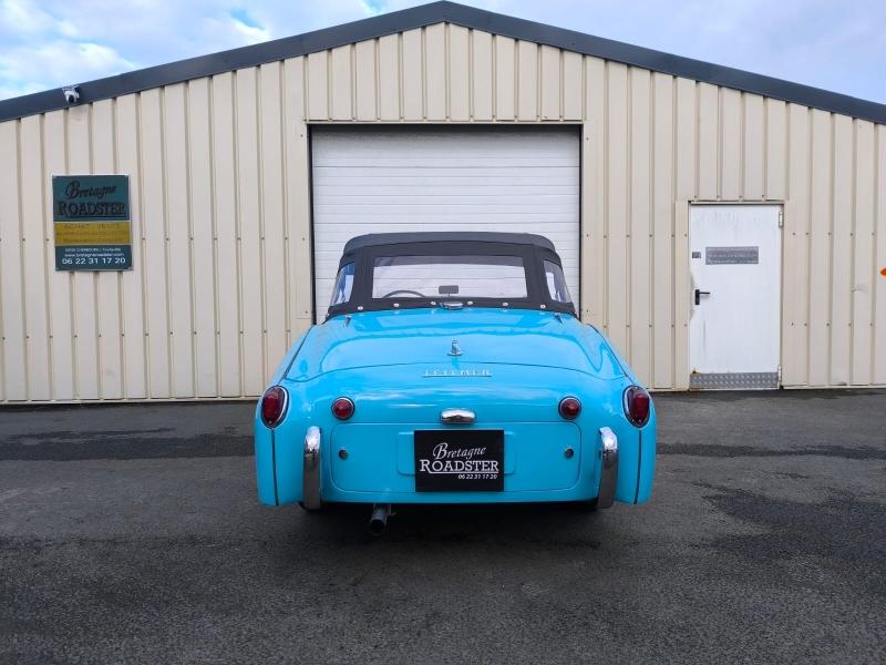 TR3 A BRETAGNE ROADSTER ICE BLUE