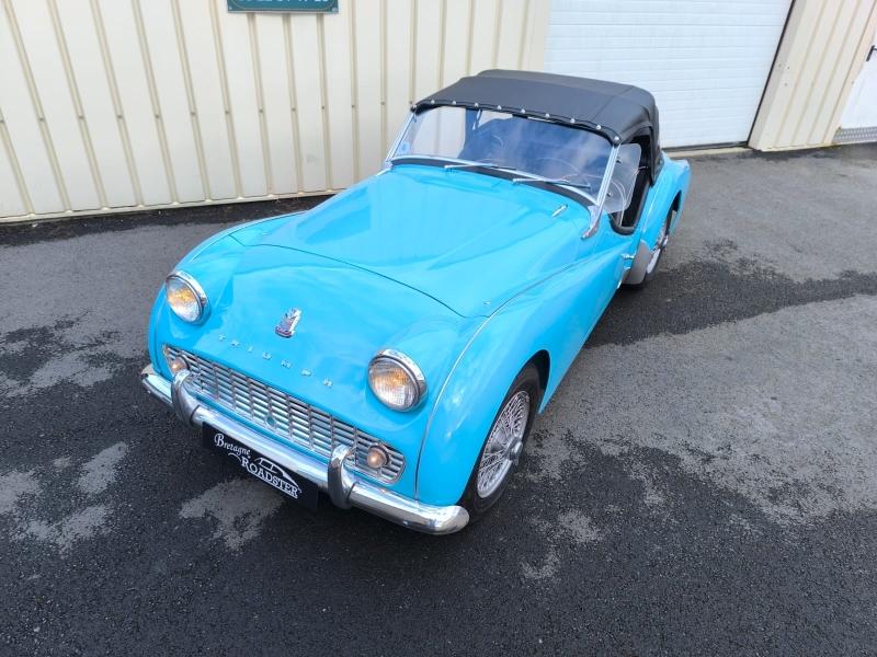 TR3 A BRETAGNE ROADSTER ICE BLUE