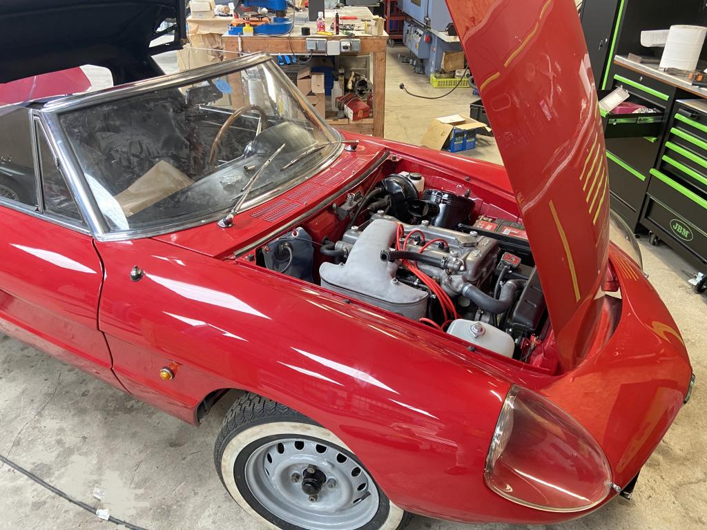 ALFA ROMEO 1750 SPIDER 