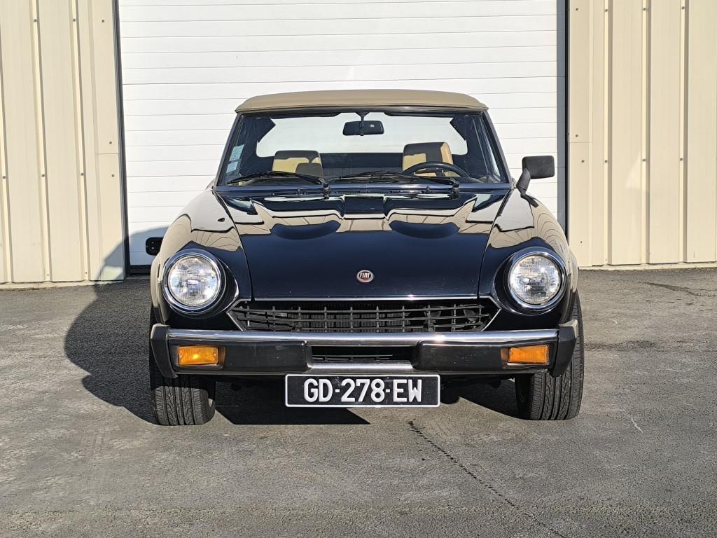 FIAT 124 spider bretagne roadster