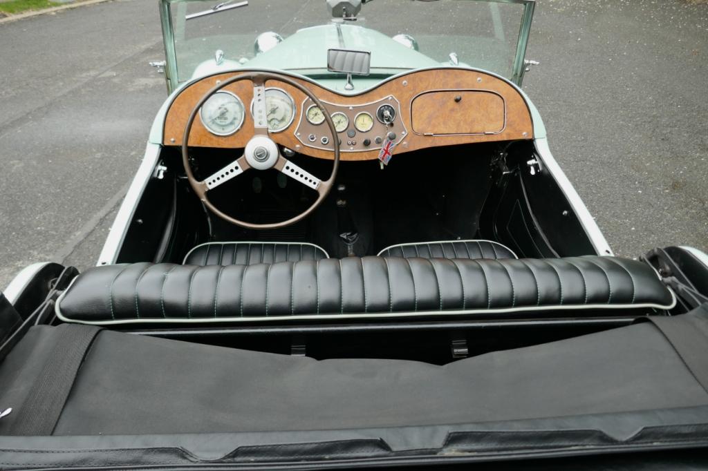 MG TD VERT BREATGNE ROADSTER