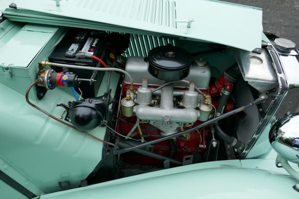 MG TD VERT BRETAGNE ROADSTER