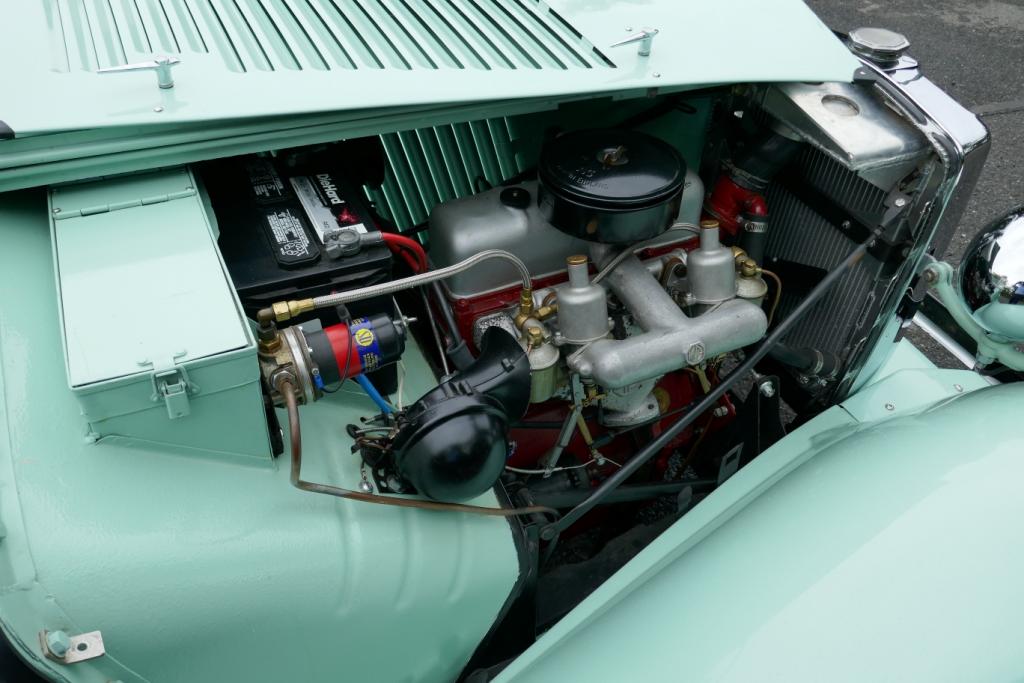 MG TD VERT BRETAGNE ROADSTER