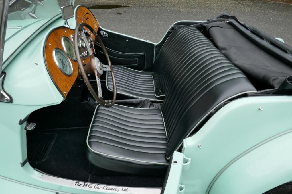 MG TD VERT BRETAGNE ROADSTER