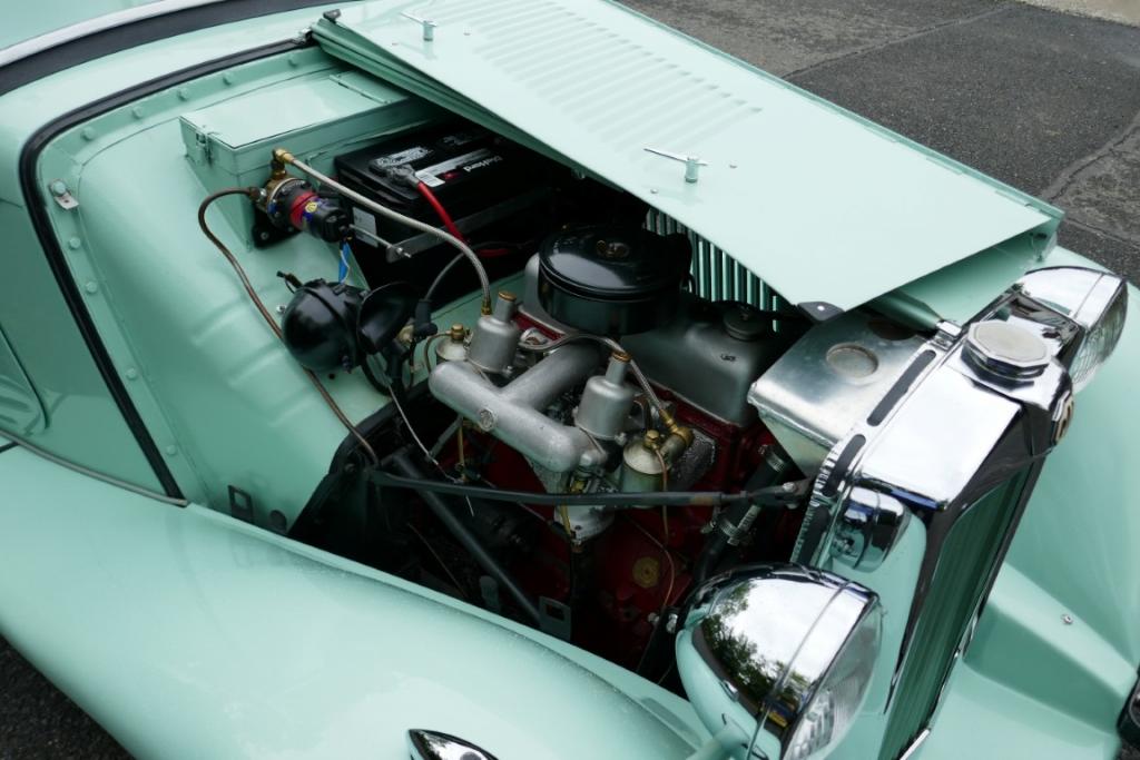 MG TD VERT BRETAGNE ROADSTER