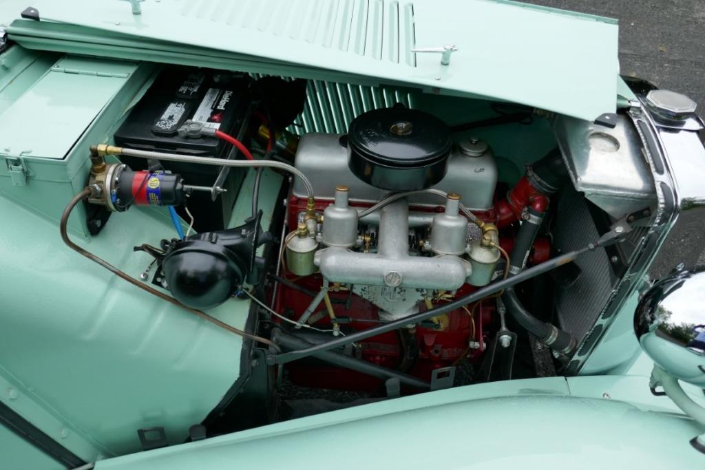 MG TD VERT BRETAGNE ROADSTER
