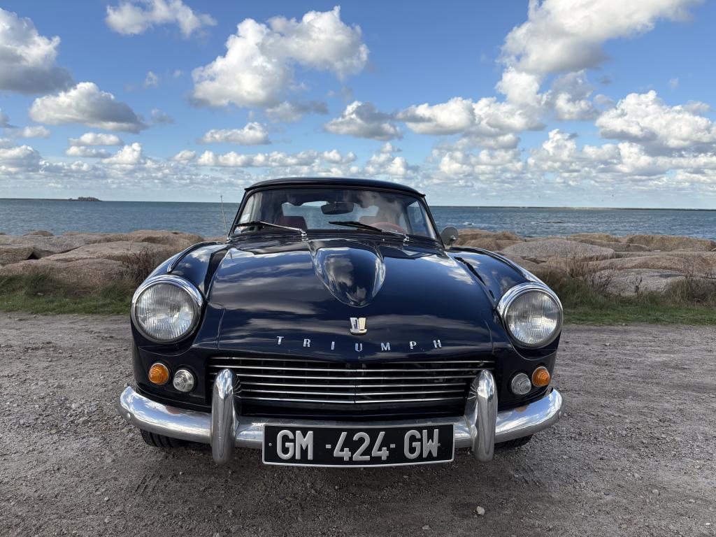 TRIUMPH GT 6 MKI A VENDRE BRETAGNE ROADSTER VOITURE DE COLLECTION
